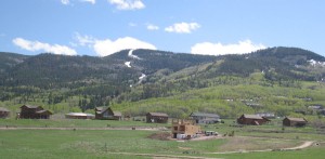 Panoramic view of Coyote Run at Stagecoach and Stagecoach Ski Area
